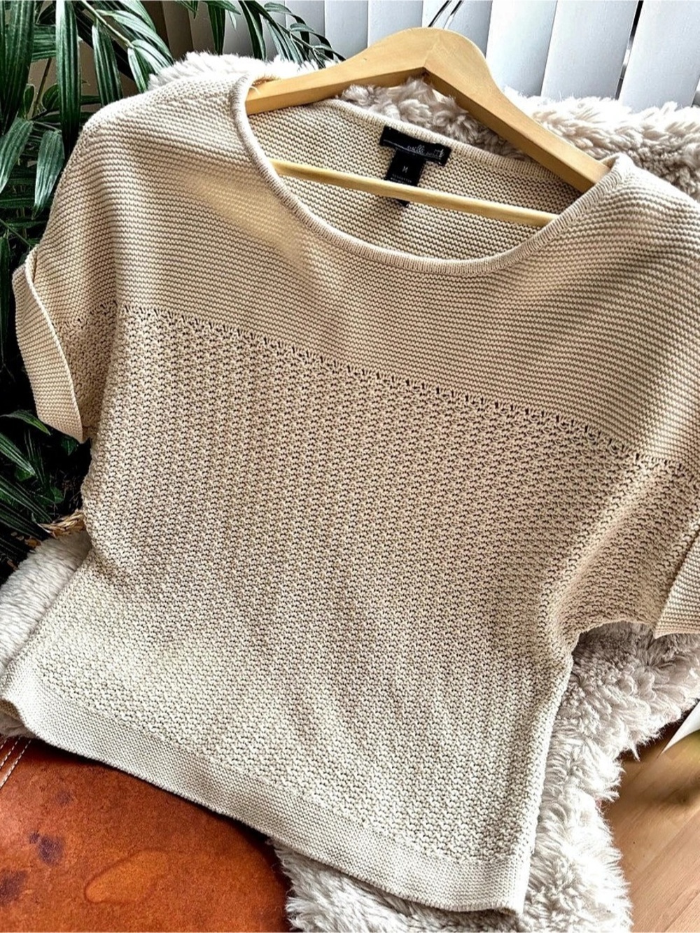 Knit Crew Neck Sweater Size Medium